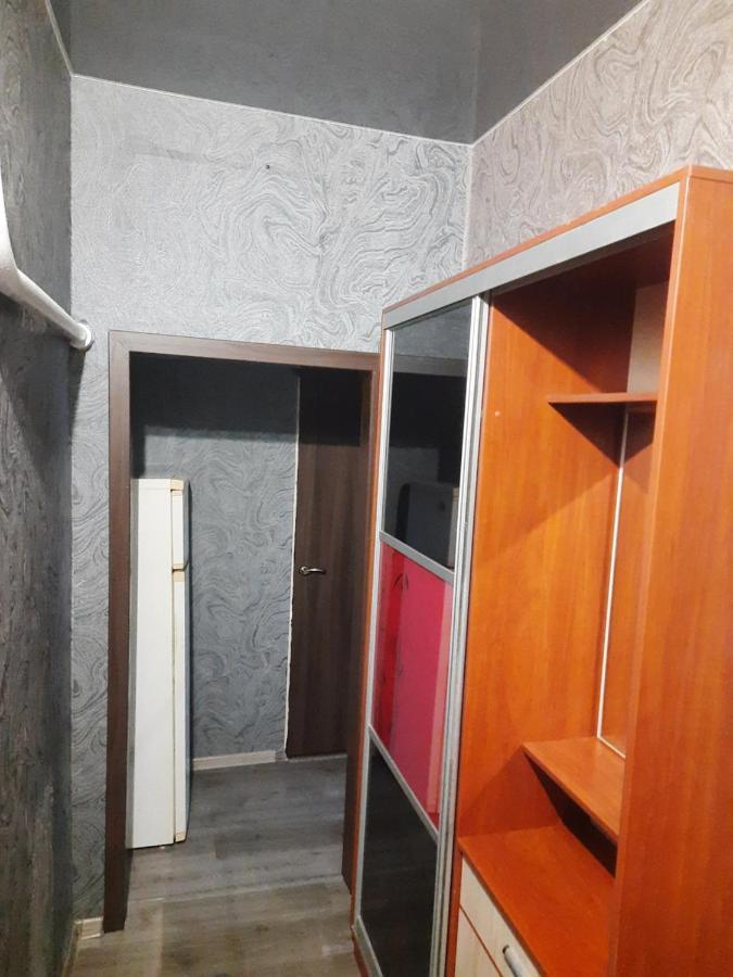 Apartment 2 Bed Rooms Near Aristokrat Zaporizhia Extérieur photo